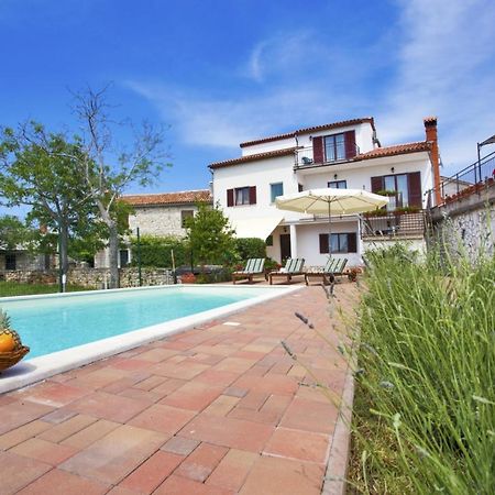 Holiday Home Elvis, Village Kujici Hreljići エクステリア 写真