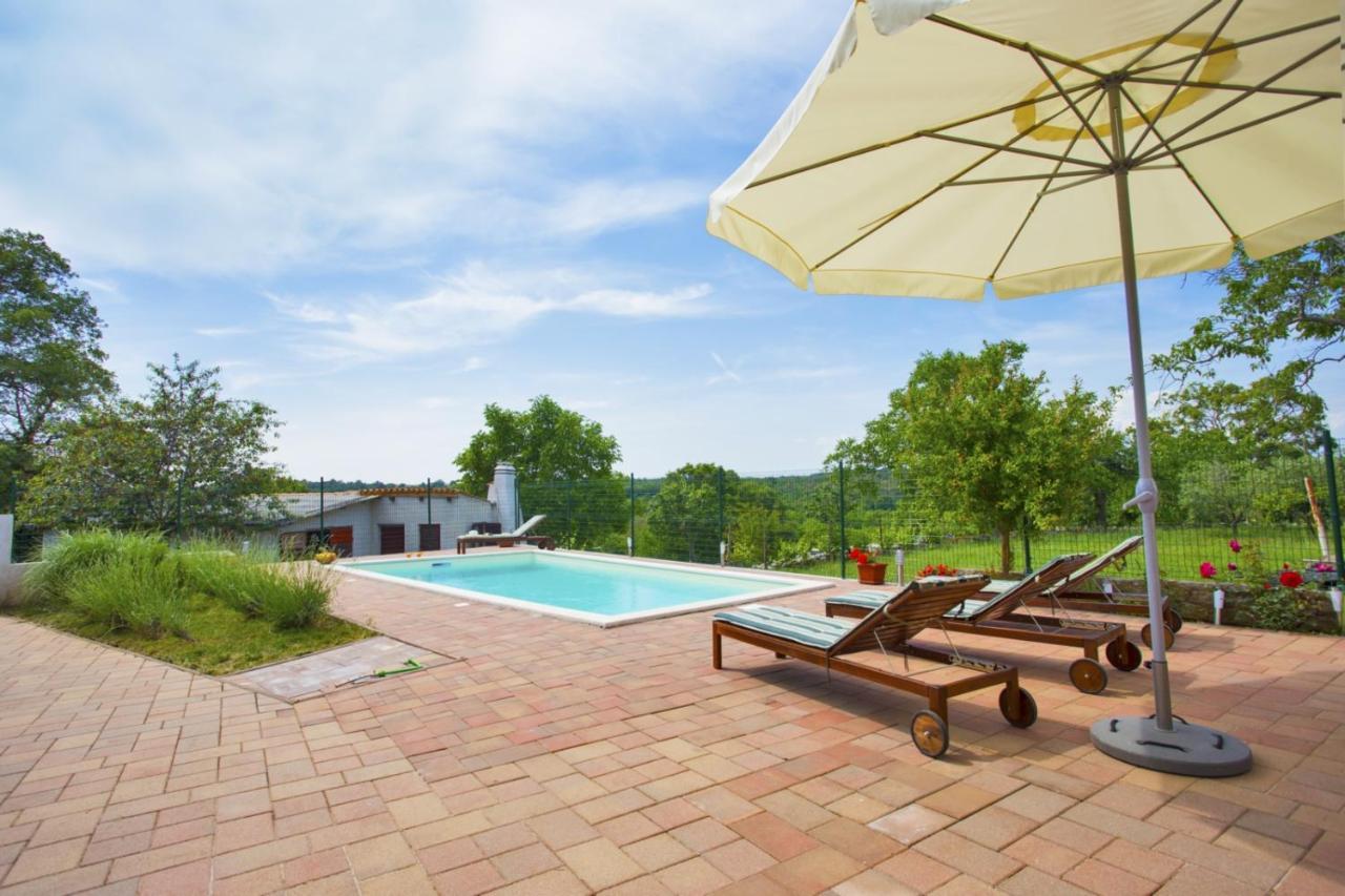 Holiday Home Elvis, Village Kujici Hreljići エクステリア 写真