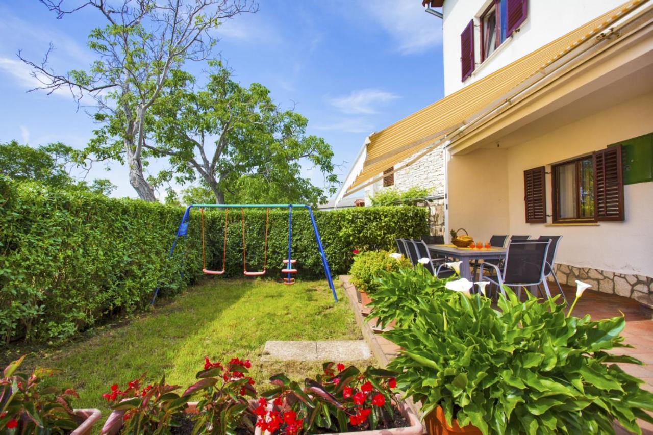 Holiday Home Elvis, Village Kujici Hreljići エクステリア 写真