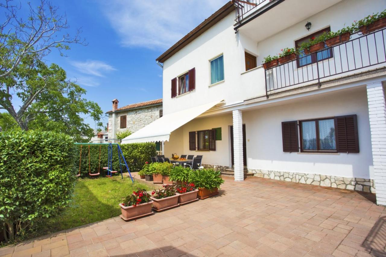 Holiday Home Elvis, Village Kujici Hreljići エクステリア 写真